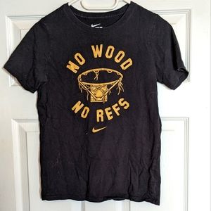 Nike boys basketball t-shirt